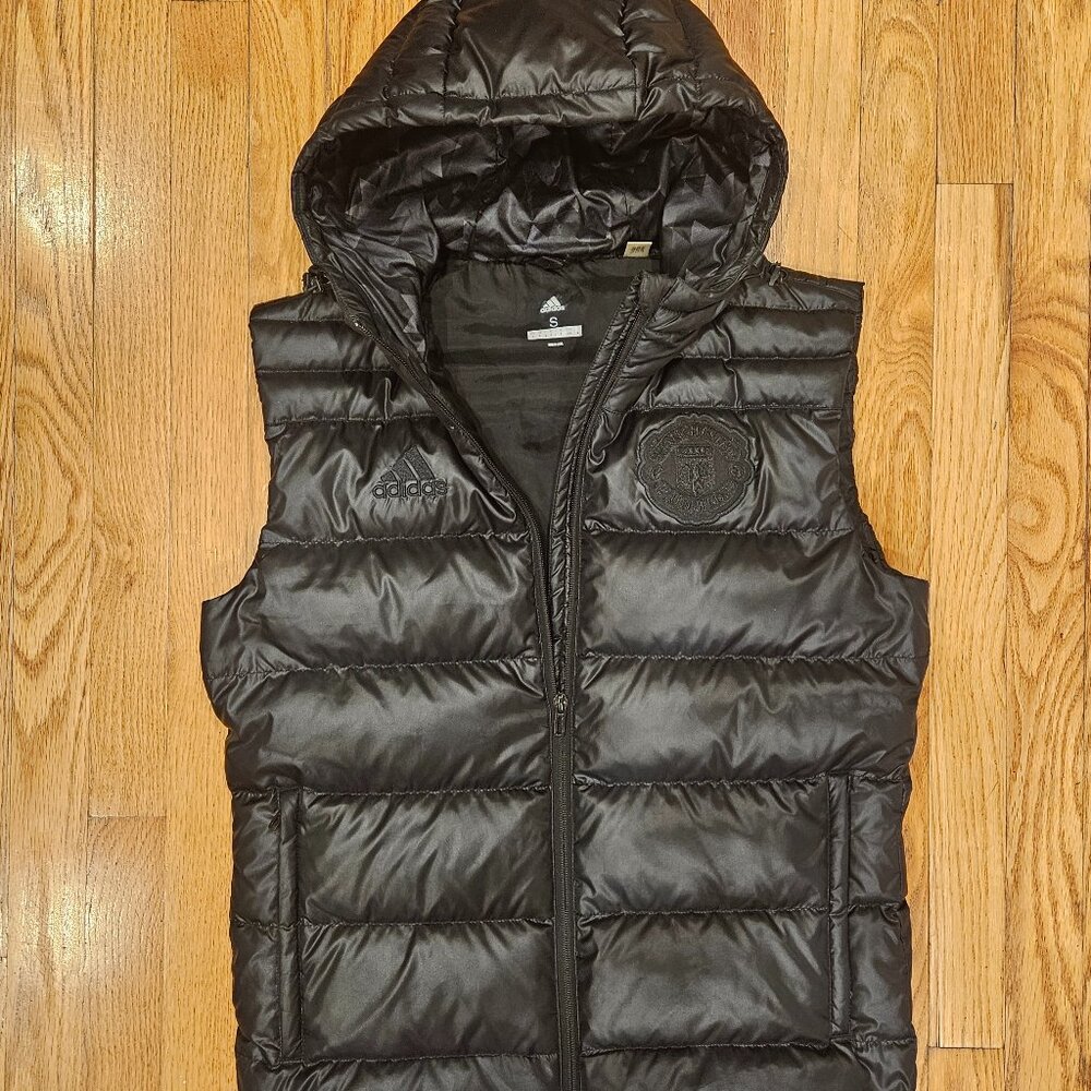 Adidas / Manchester United Down Hooded Vest " Rare "